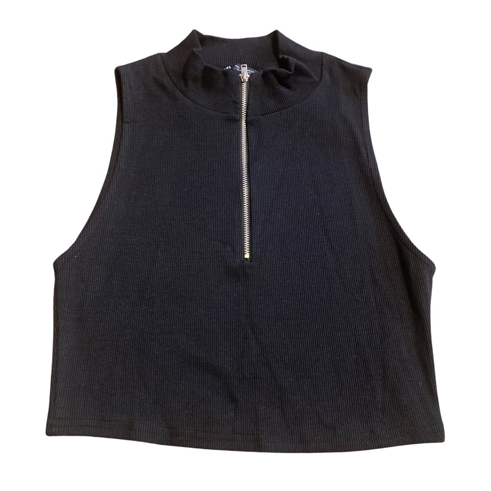 Zara Cropped black zippered tank top - size L